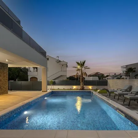 Holiday home Gemella *